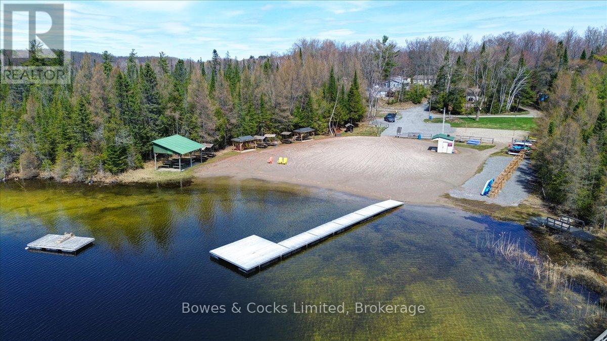 302 QUIN-MO-LAC LOTS 165 & 166 ROAD - 43