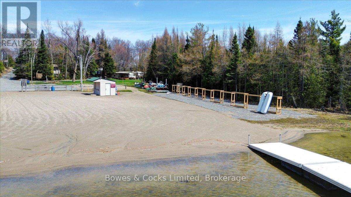 302 QUIN-MO-LAC LOTS 165 & 166 ROAD - 46