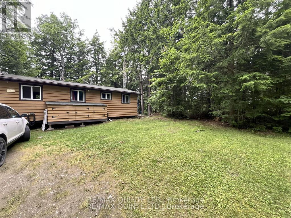 1549 GULL LAKE LANE - 31