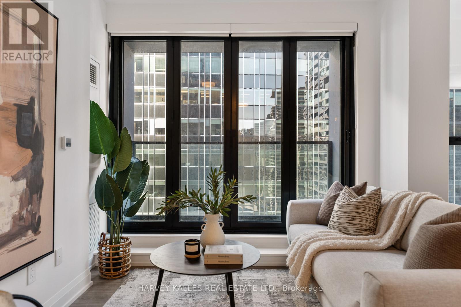 #1408 20 SOUDAN AVENUE - 19