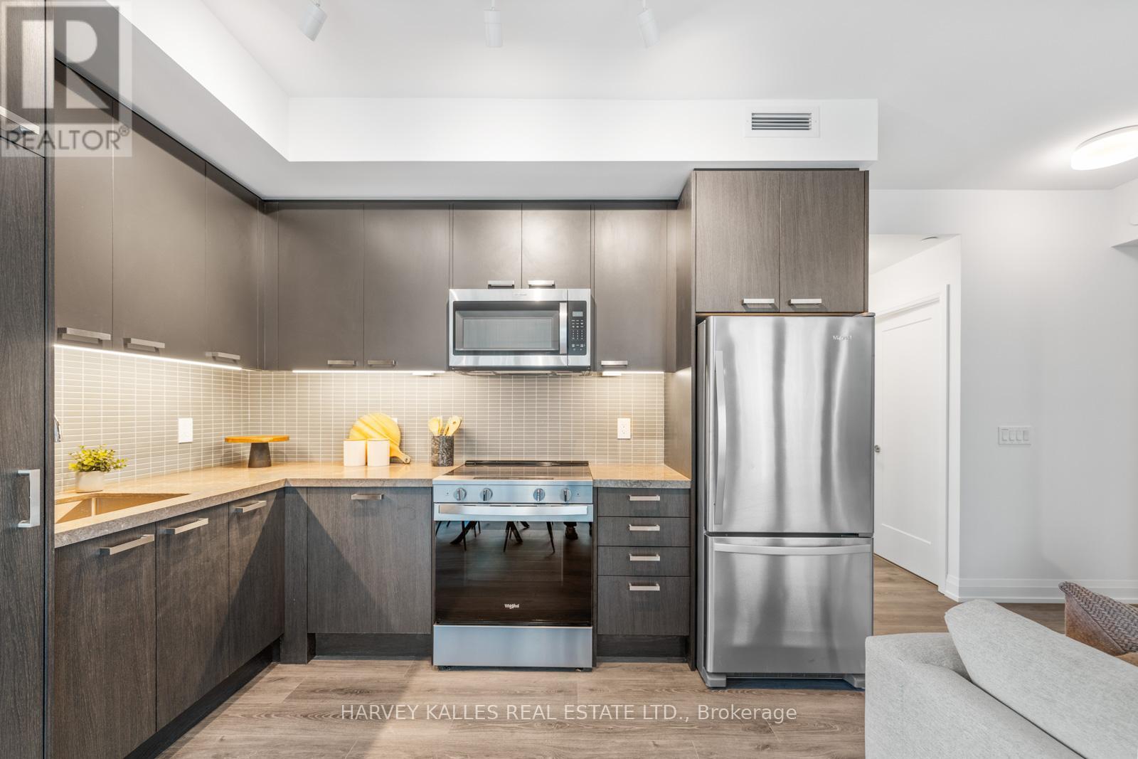 #1408 20 SOUDAN AVENUE - 34