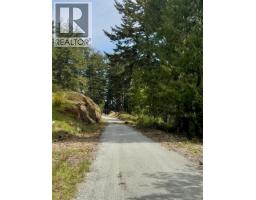 1525 Nighthawk Lane, Sooke, BC V9Z1M9 Photo 9