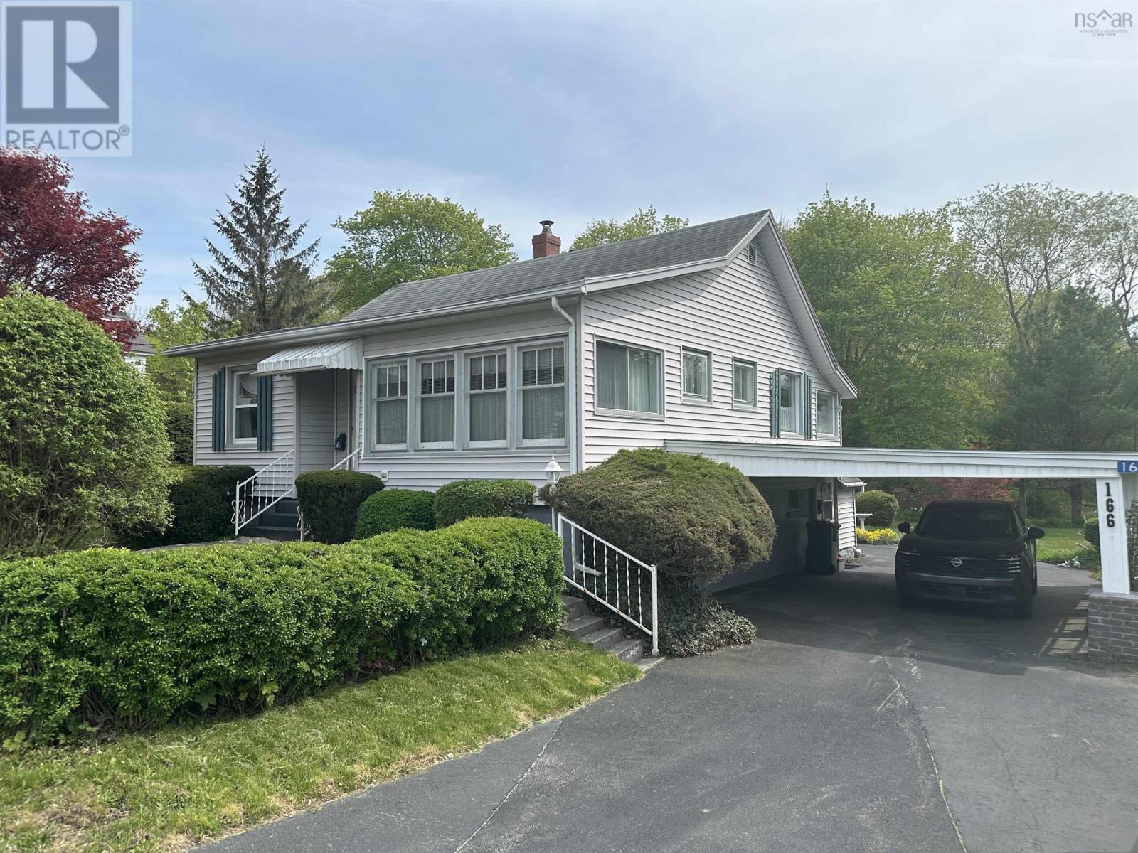 Property photo of 166 School Street