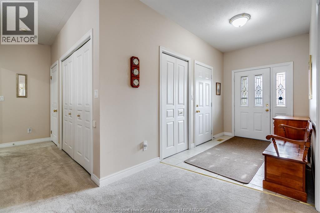 653 McNaughton AVENUE West - Image 3