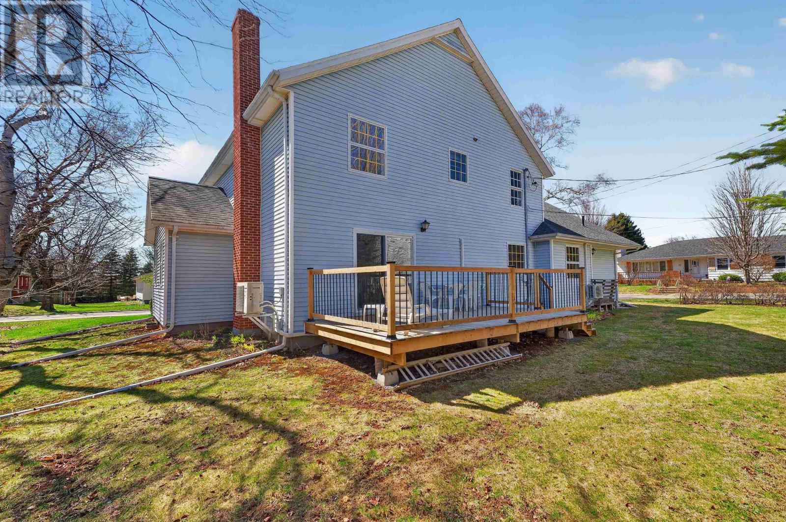 20 Johnson Avenue - 38