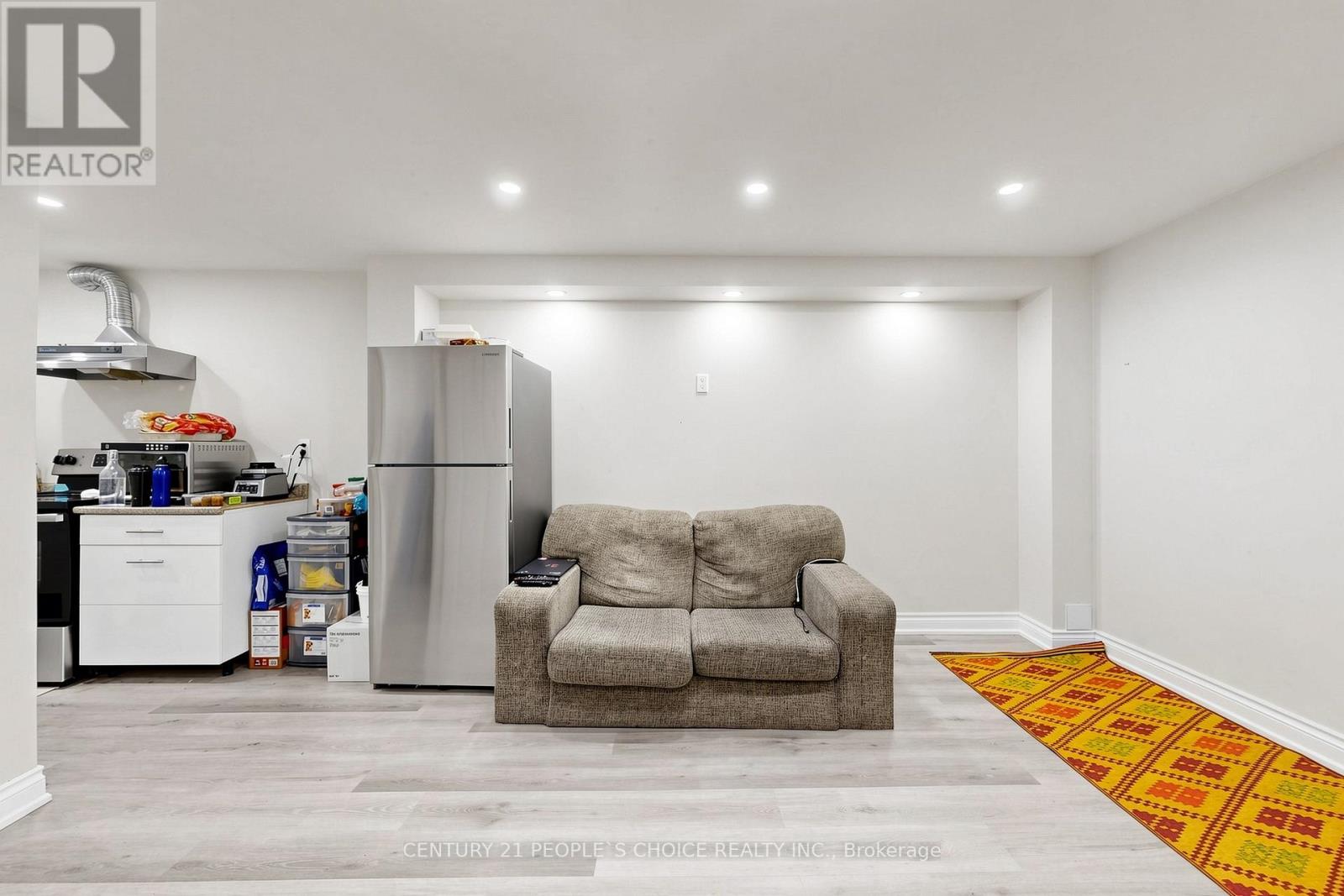 13 TRINCO WAY - 40