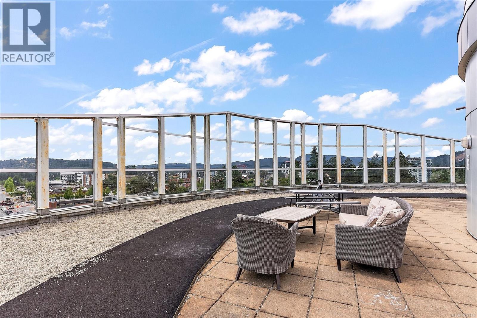 532 2745 Veterans Memorial Pkwy, Langford
