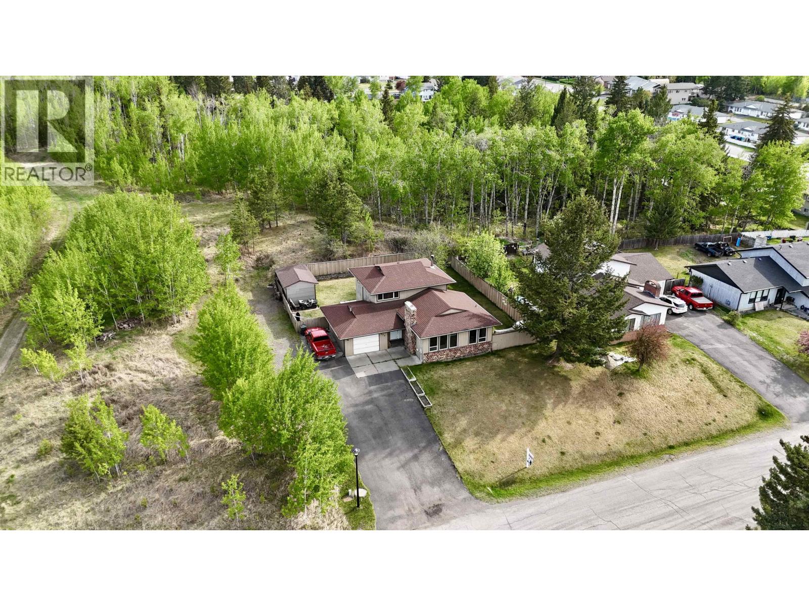 808 MARKS DRIVE - Image 2