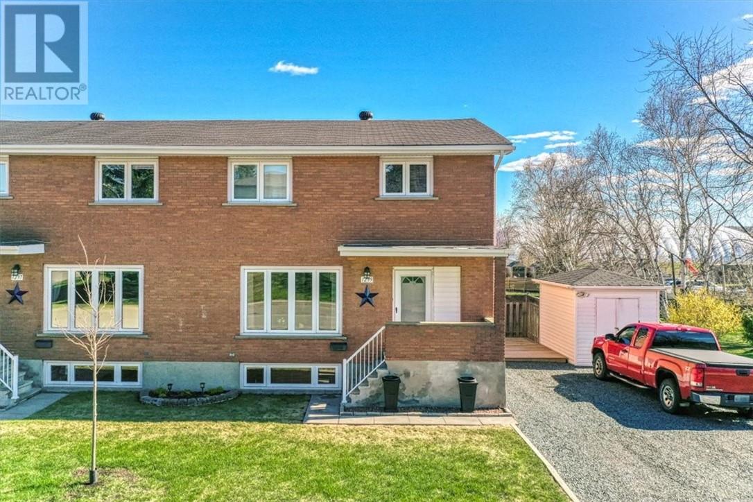 1297-1299 Paquette Street, Sudbury, Ontario, P3A3X9 — Photo 2