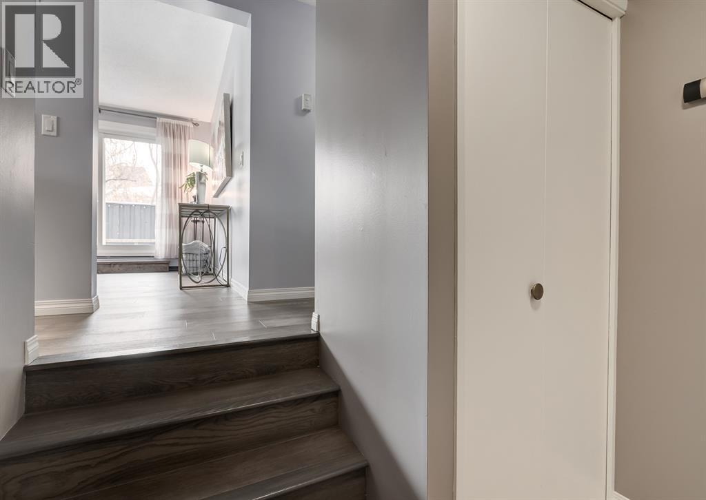 #1 2208 17A Street SW - 26
