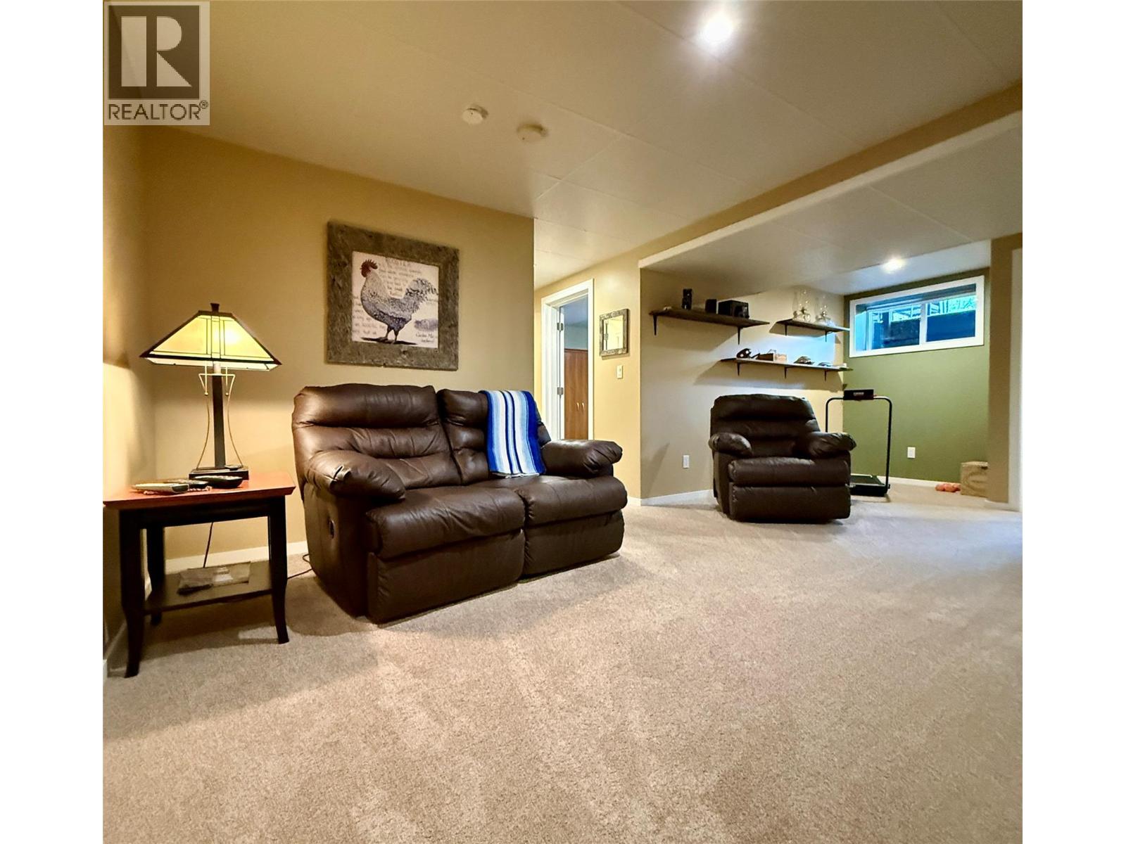 205 Forest Crowne Close - 42