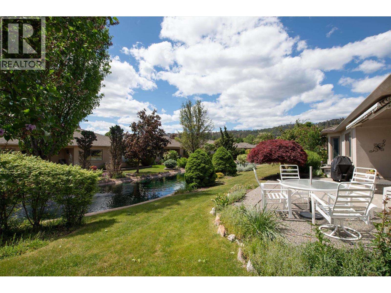 #301 595 Yates Road - 22