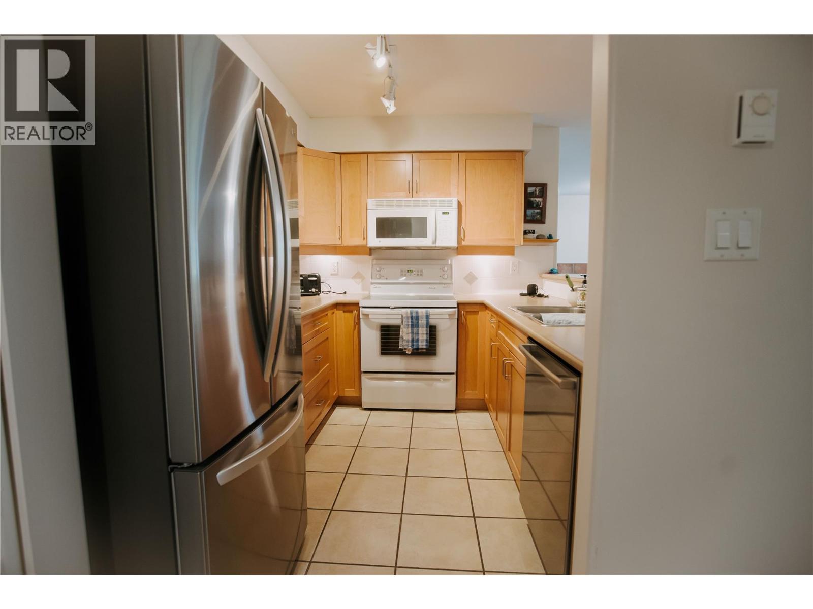 7600 COTTONWOOD Drive Unit# 6, Osoyoos