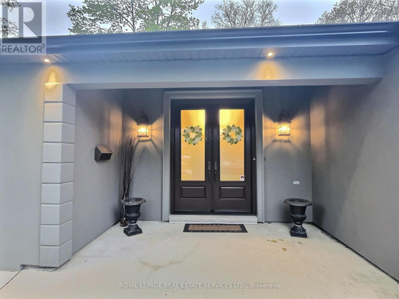 45 GREENBROOK DRIVE - 2