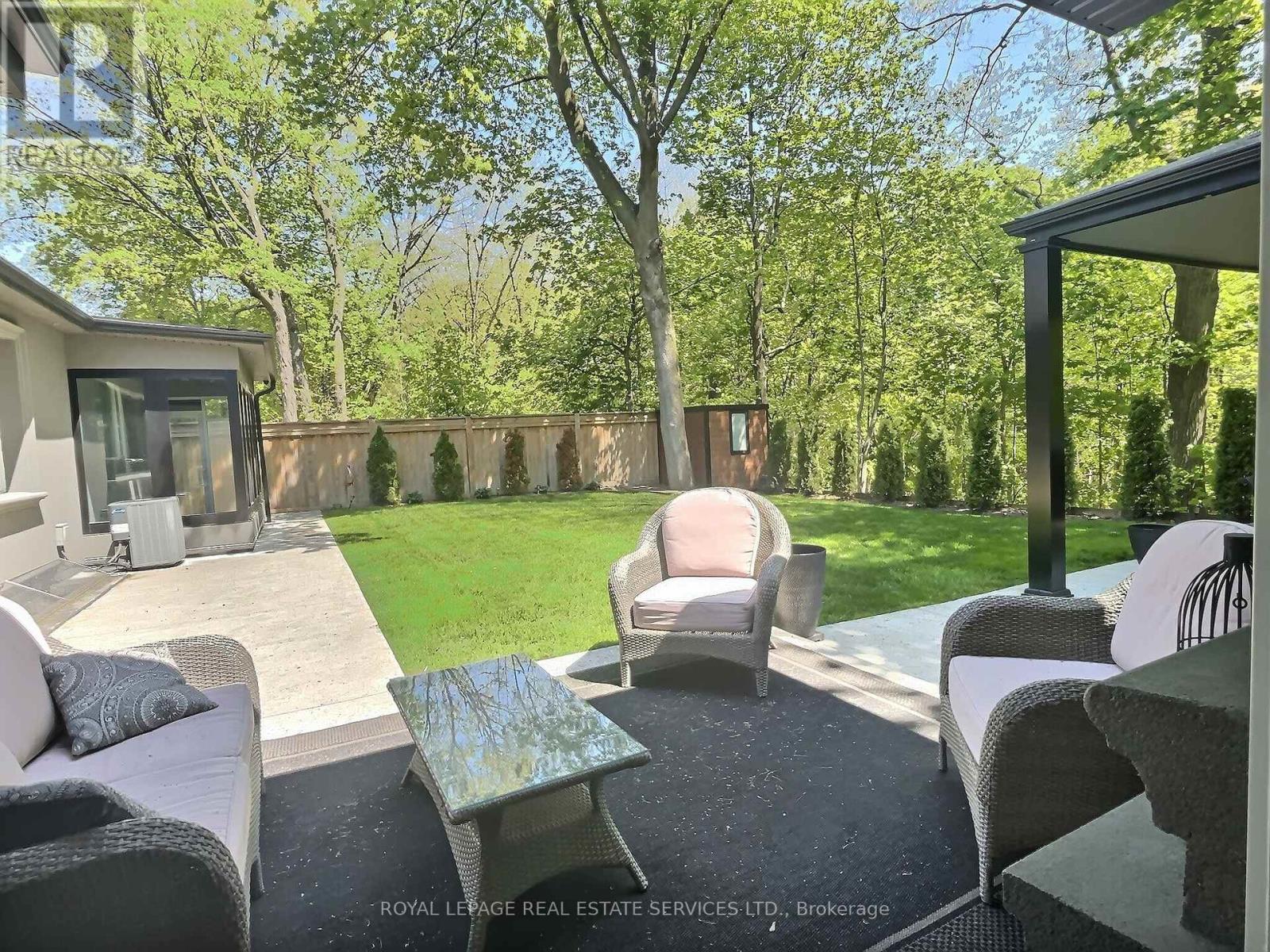 45 GREENBROOK DRIVE - 30
