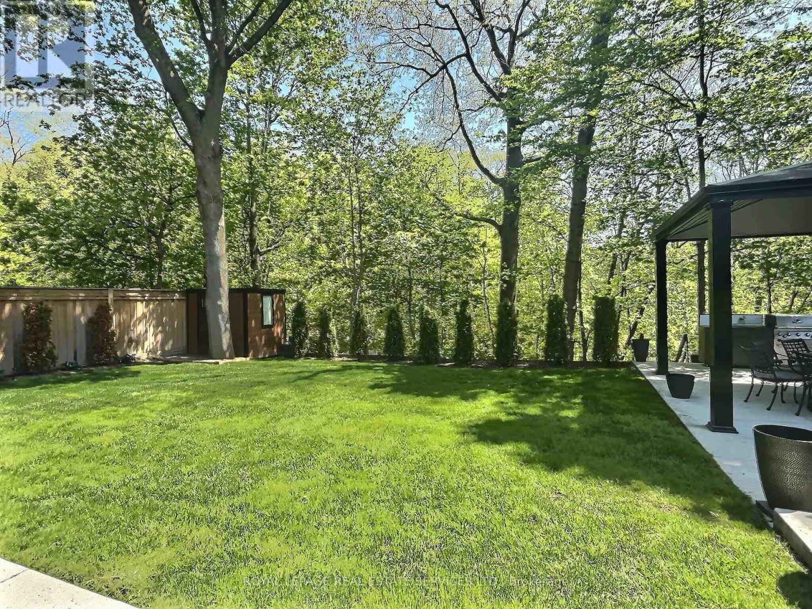 45 GREENBROOK DRIVE - 38