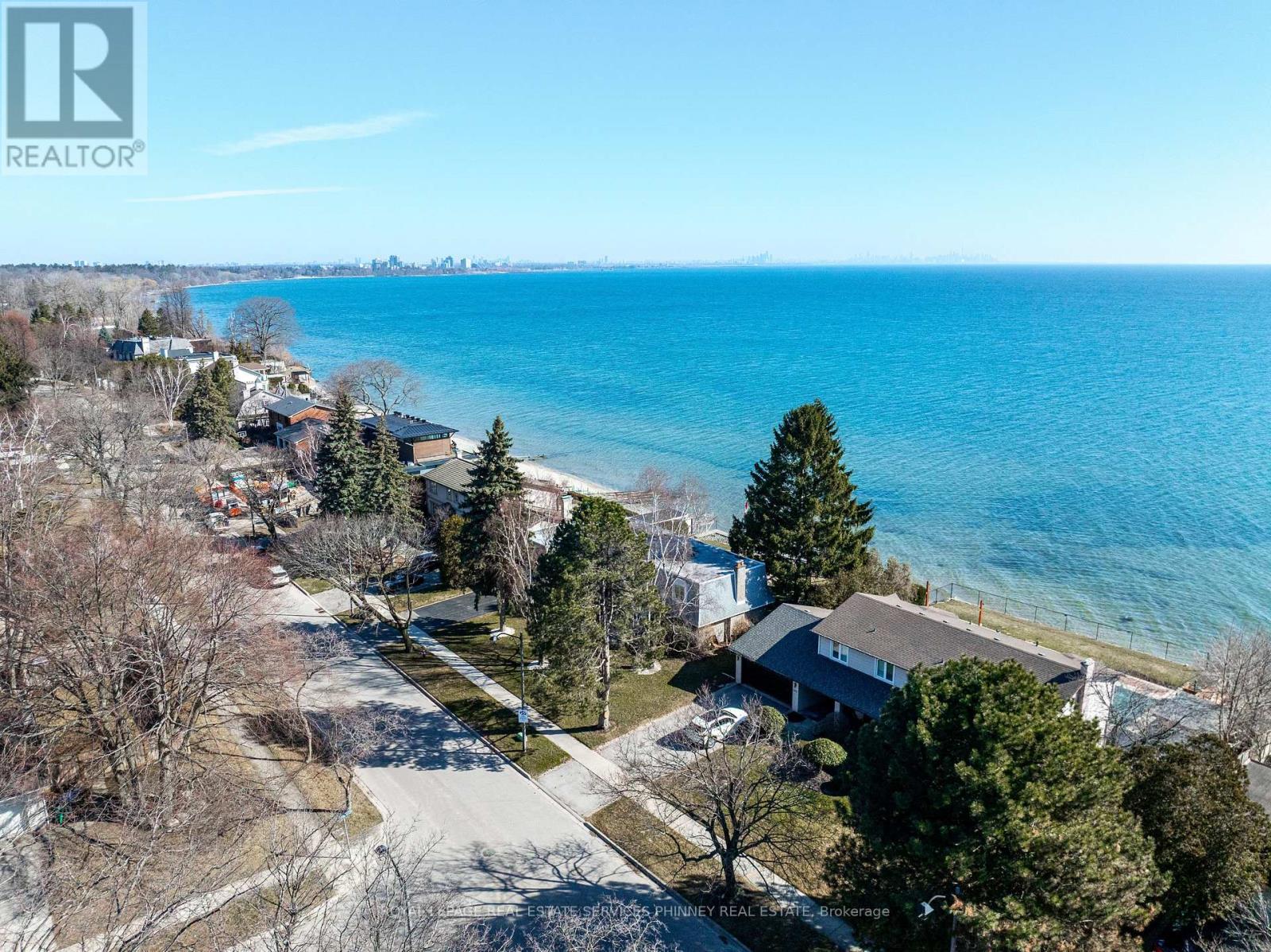 1460 WATERSEDGE ROAD - 23