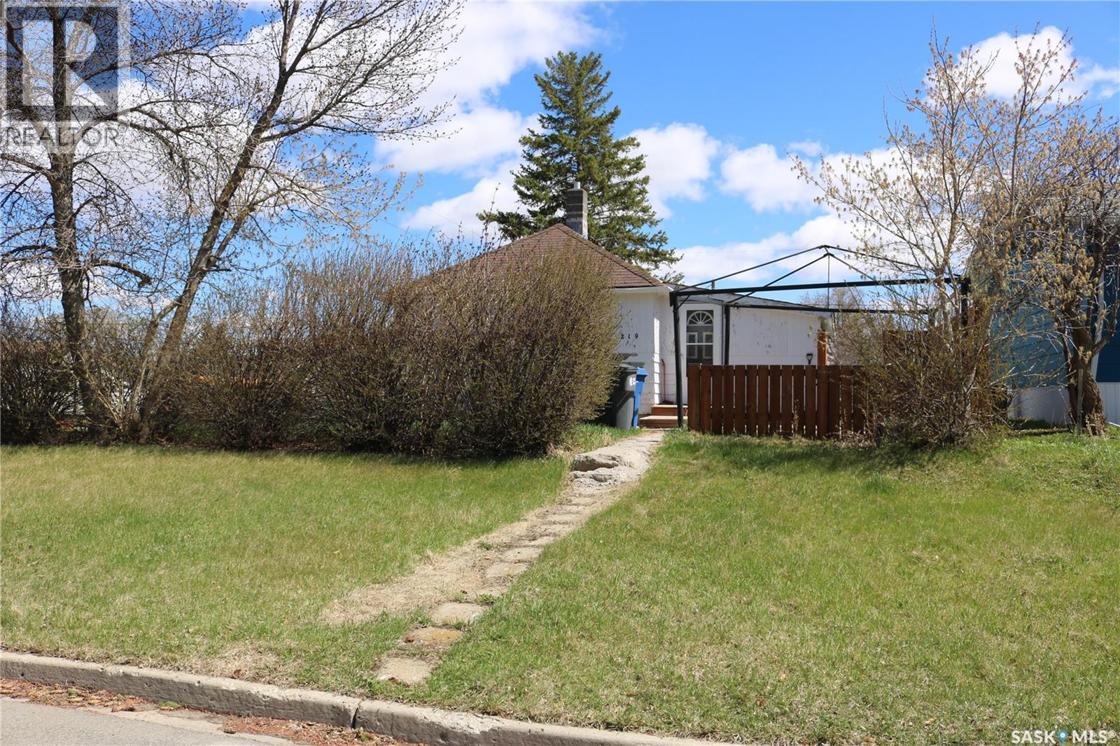 219 Carlton STREET - 22