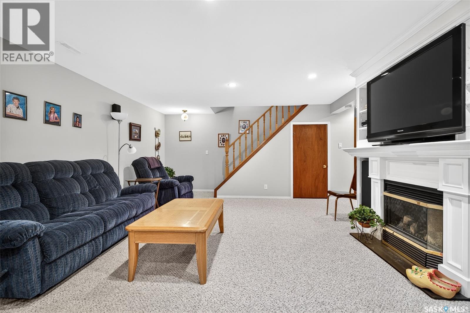 1380 Regal CRESCENT - 43