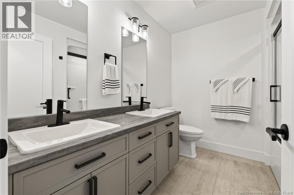 77 Bouchard Street - 31
