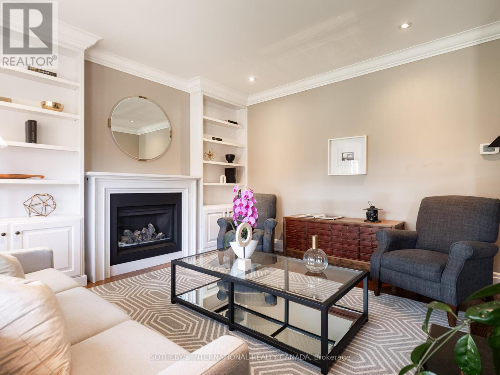 74 FOUR OAKS GATE - 5