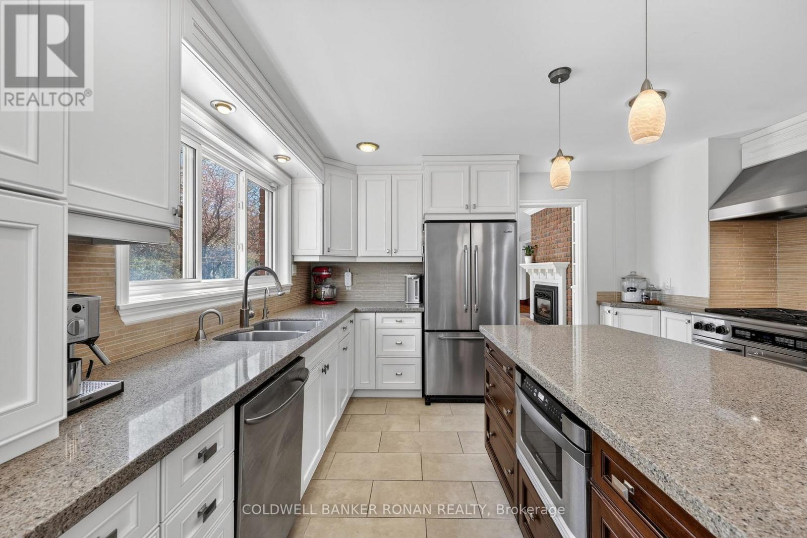 12 THEMER COURT - 9