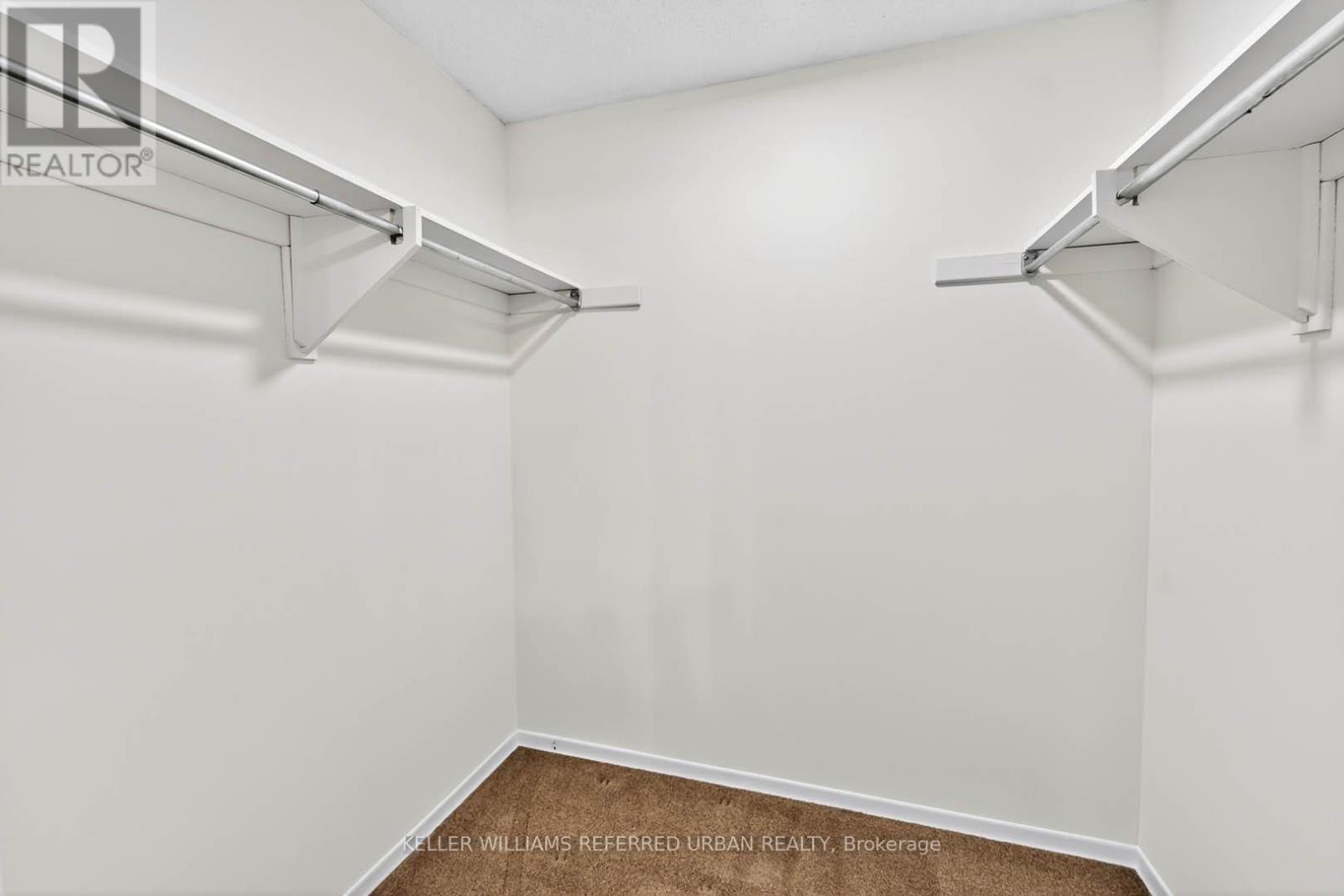 41 PATRICE CRESCENT - 22