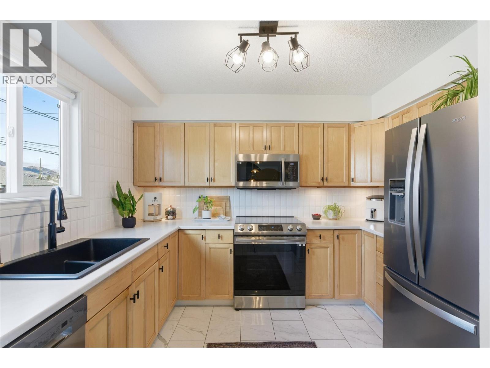 288 PARK Street - 11