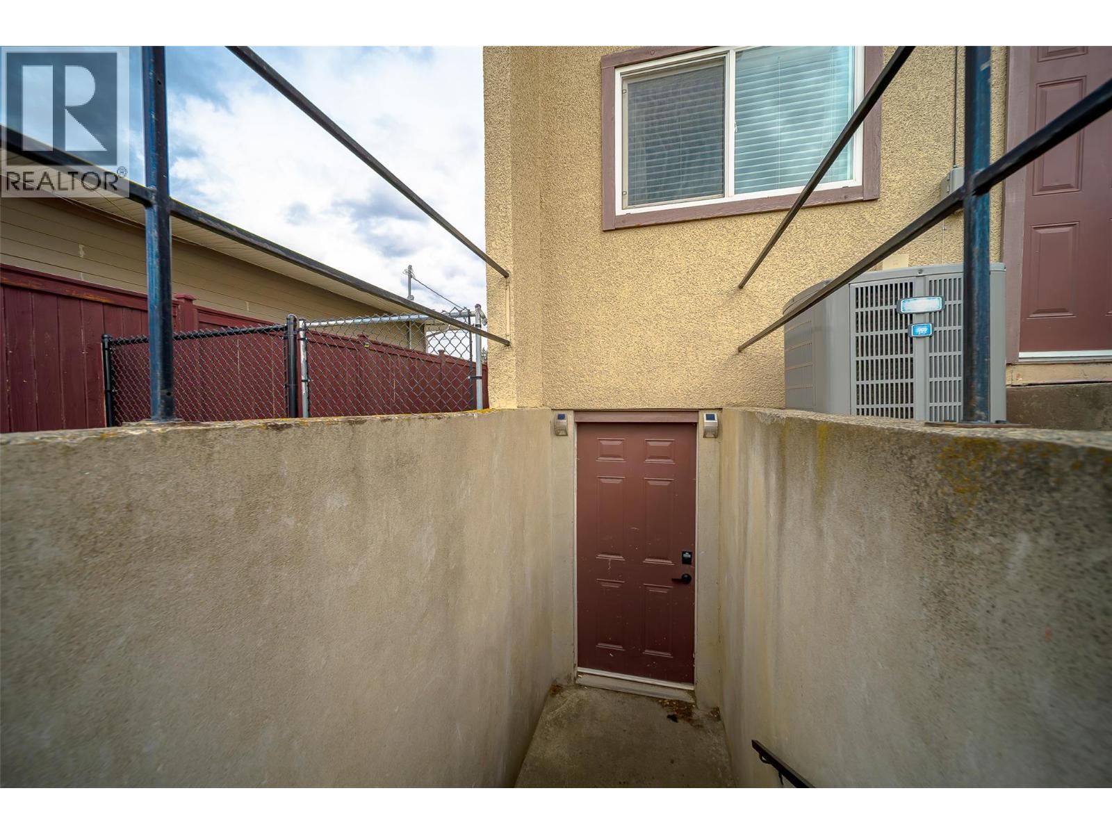 288 PARK Street - 29