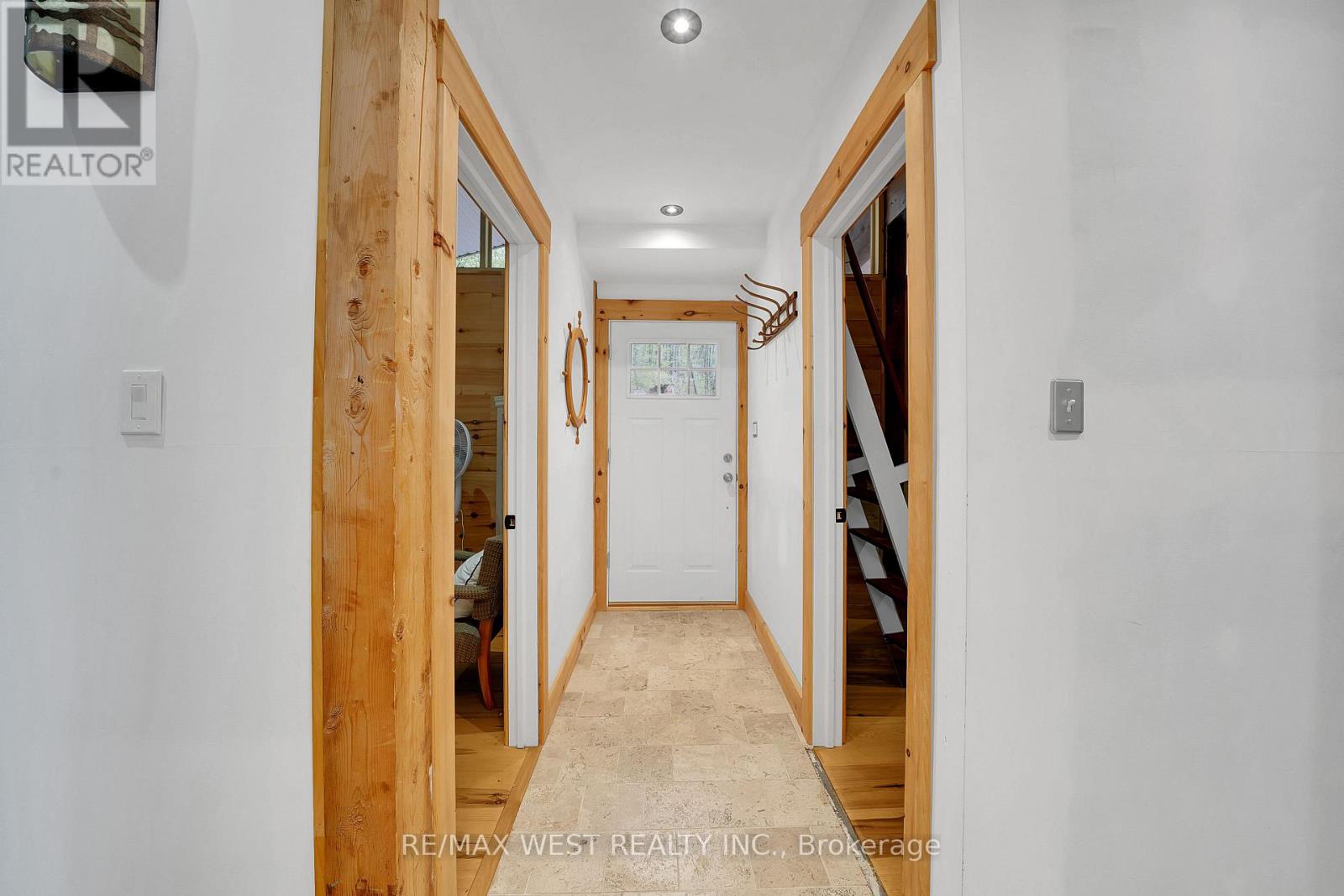#19 1075 CARLO ENTERPRISE ROAD - 22