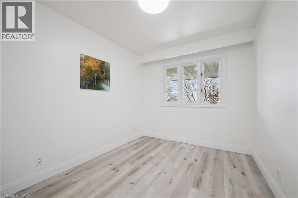27 SILVERSPRING Crescent, Kitchener, Ontario, N2M4P1 — Photo 24