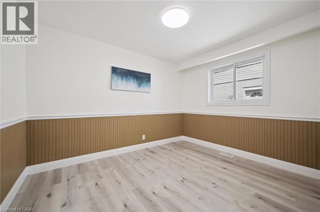 27 SILVERSPRING Crescent, Kitchener, Ontario, N2M4P1 — Photo 29
