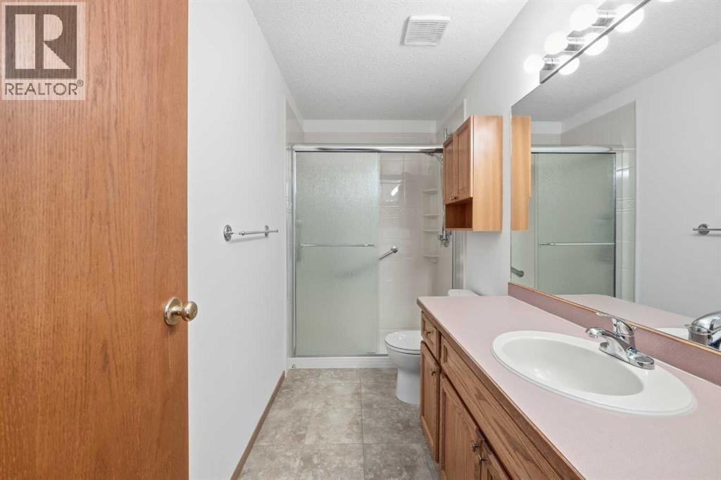 12 Arbour Cliff Close NW - 15