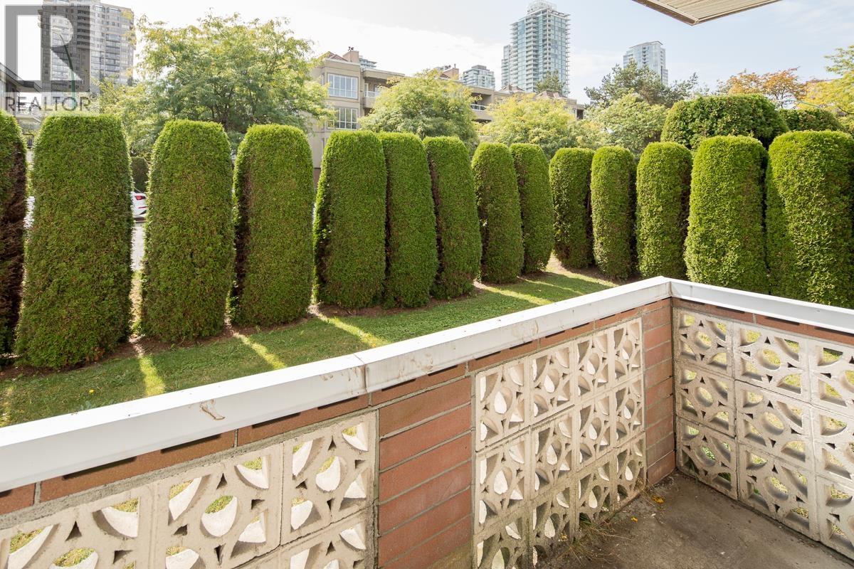 106 5127 IRVING STREET, Burnaby