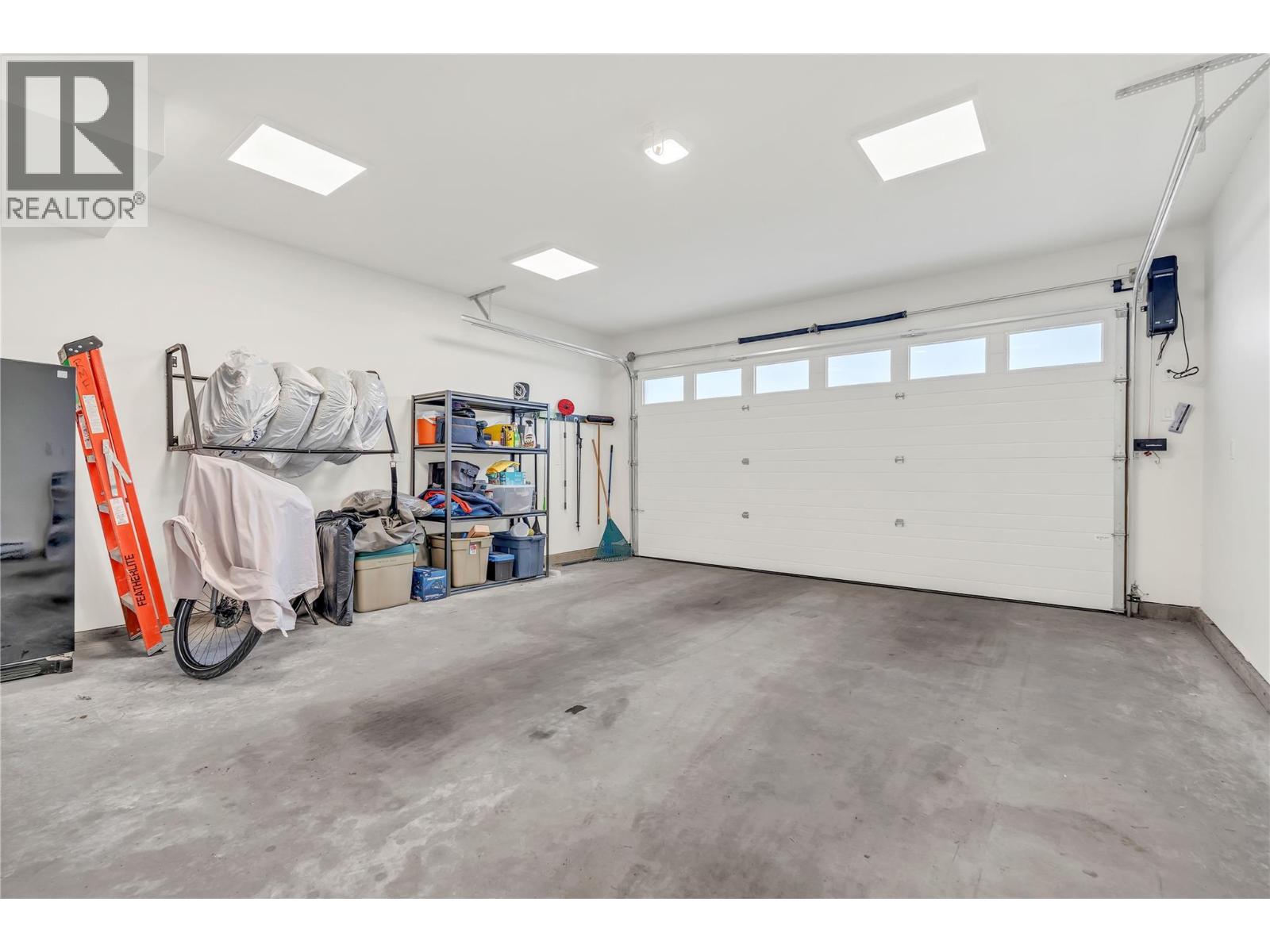 565 Forestbrook Drive - 34