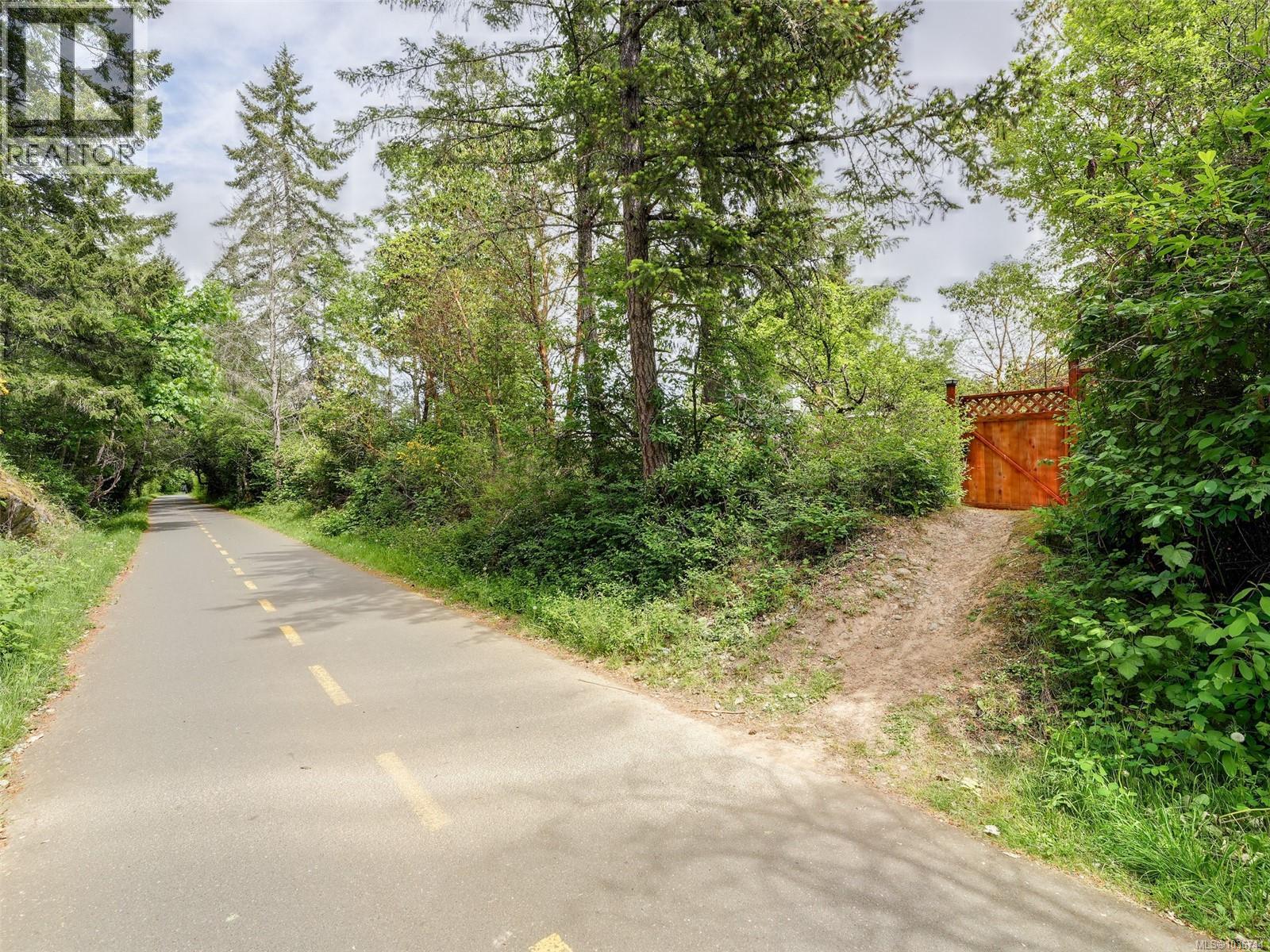 188 Atkins Rd - 25
