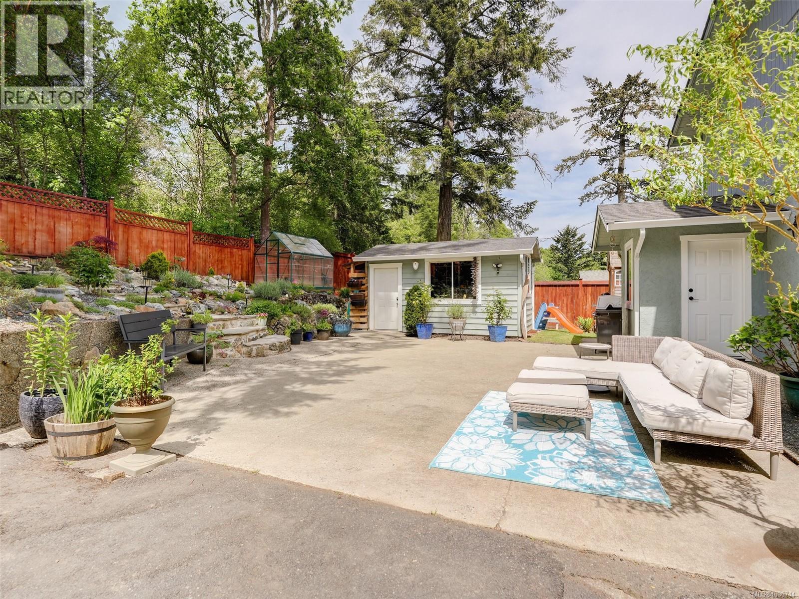 188 Atkins Rd, View Royal