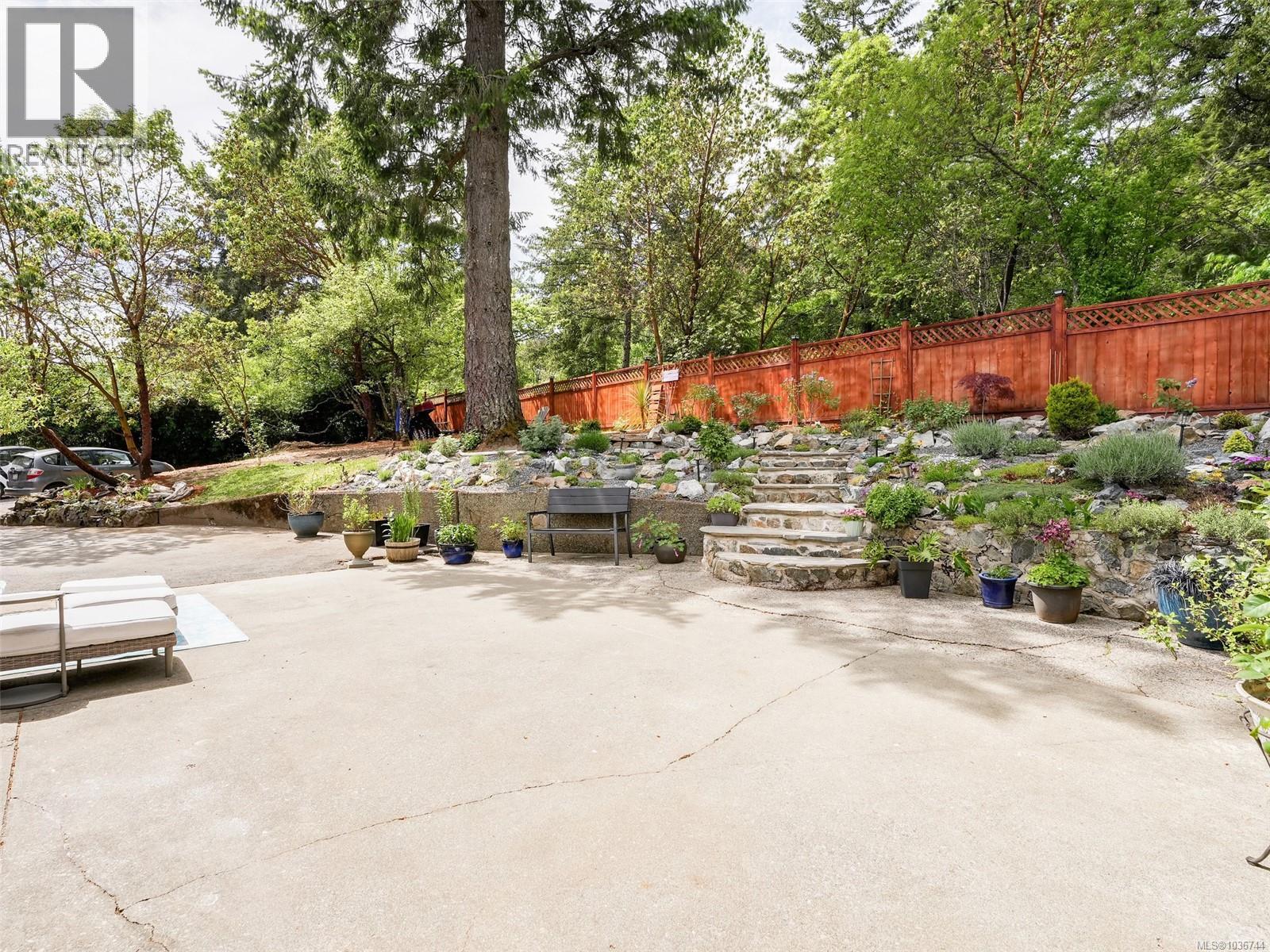 188 Atkins Rd, View Royal