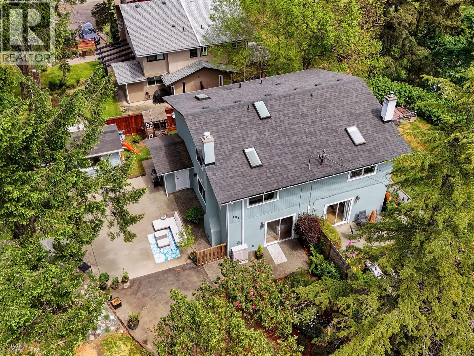 188 Atkins Rd, View Royal