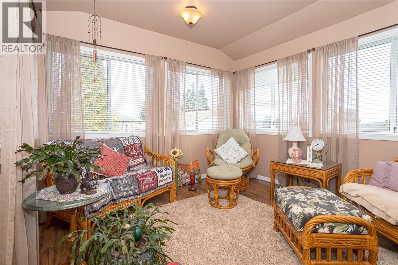 3267 Cook St, Chemainus