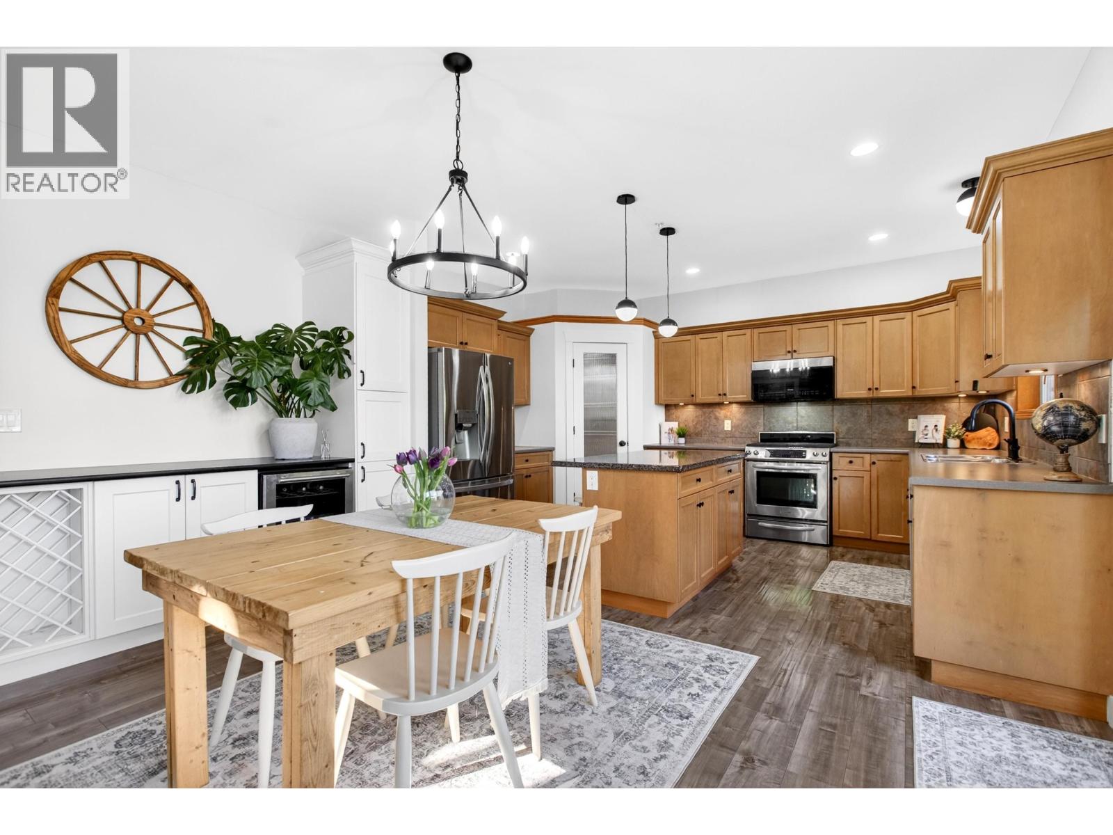 22 24185 106B AVENUE, Maple Ridge