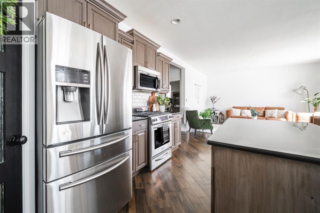 280 Burton Place, Fort McMurray