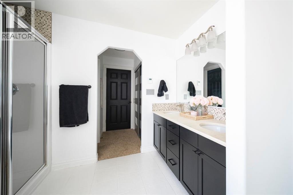 280 Burton Place, Fort McMurray
