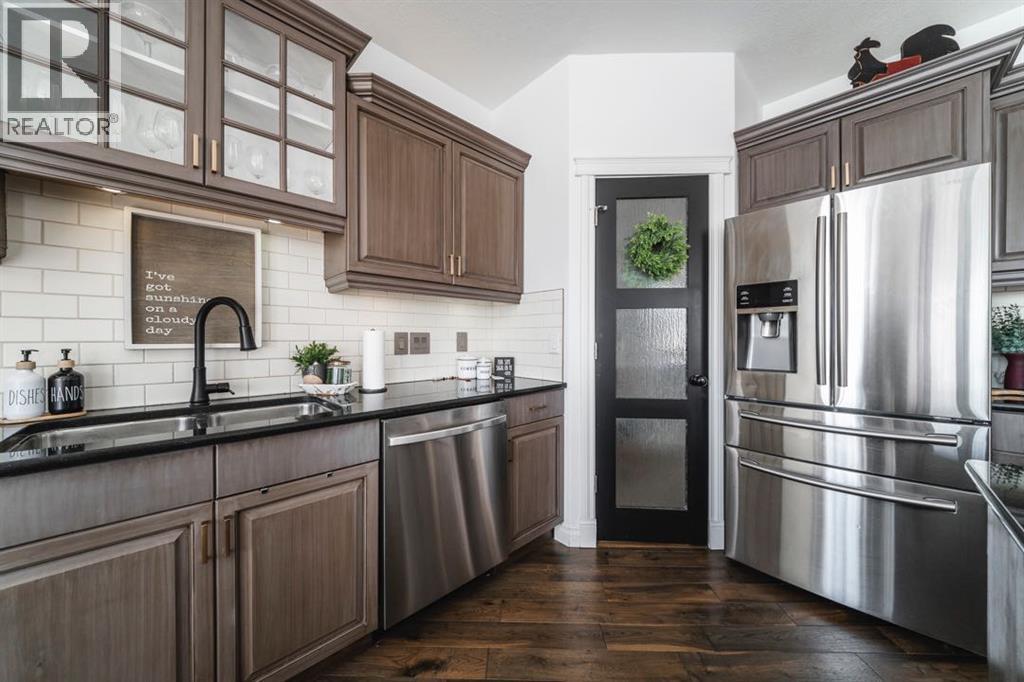 280 Burton Place, Fort McMurray