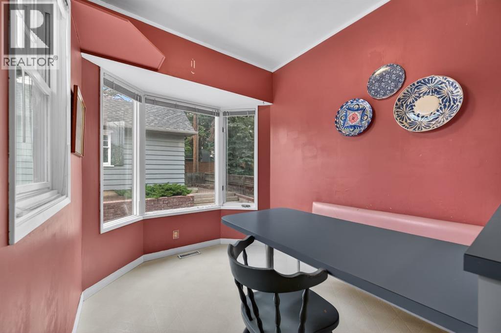 1439 Shelbourne Street SW — photo 31