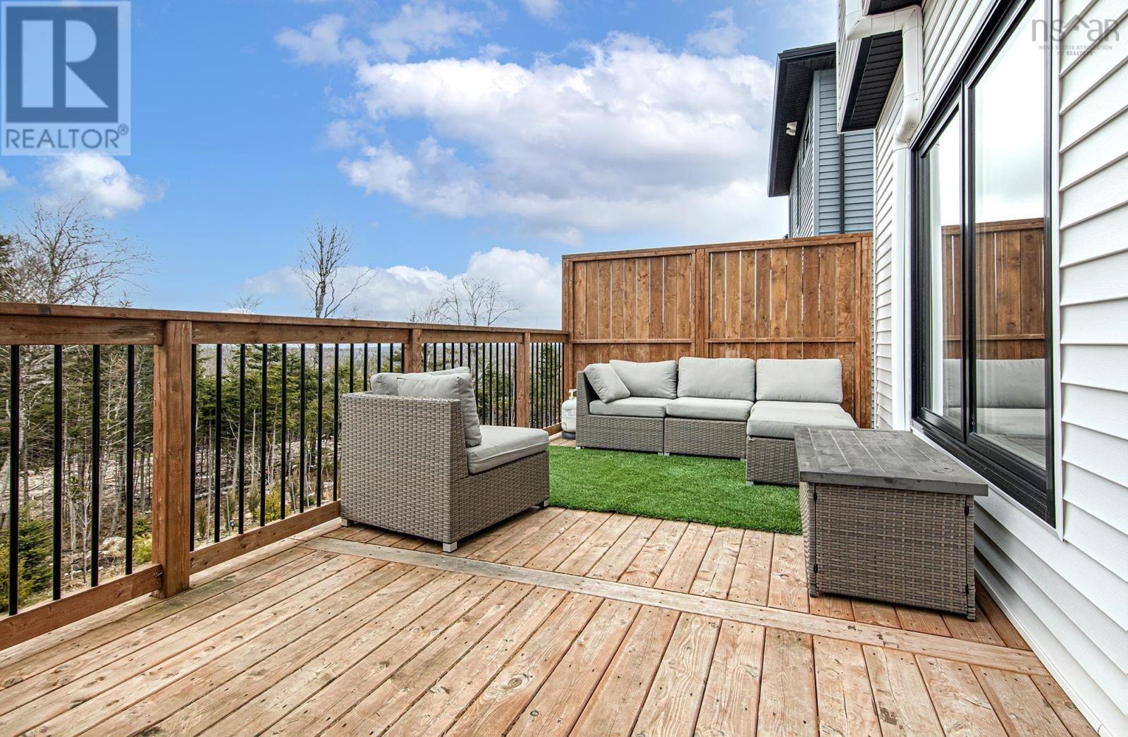 23 Amalfi Way - 35