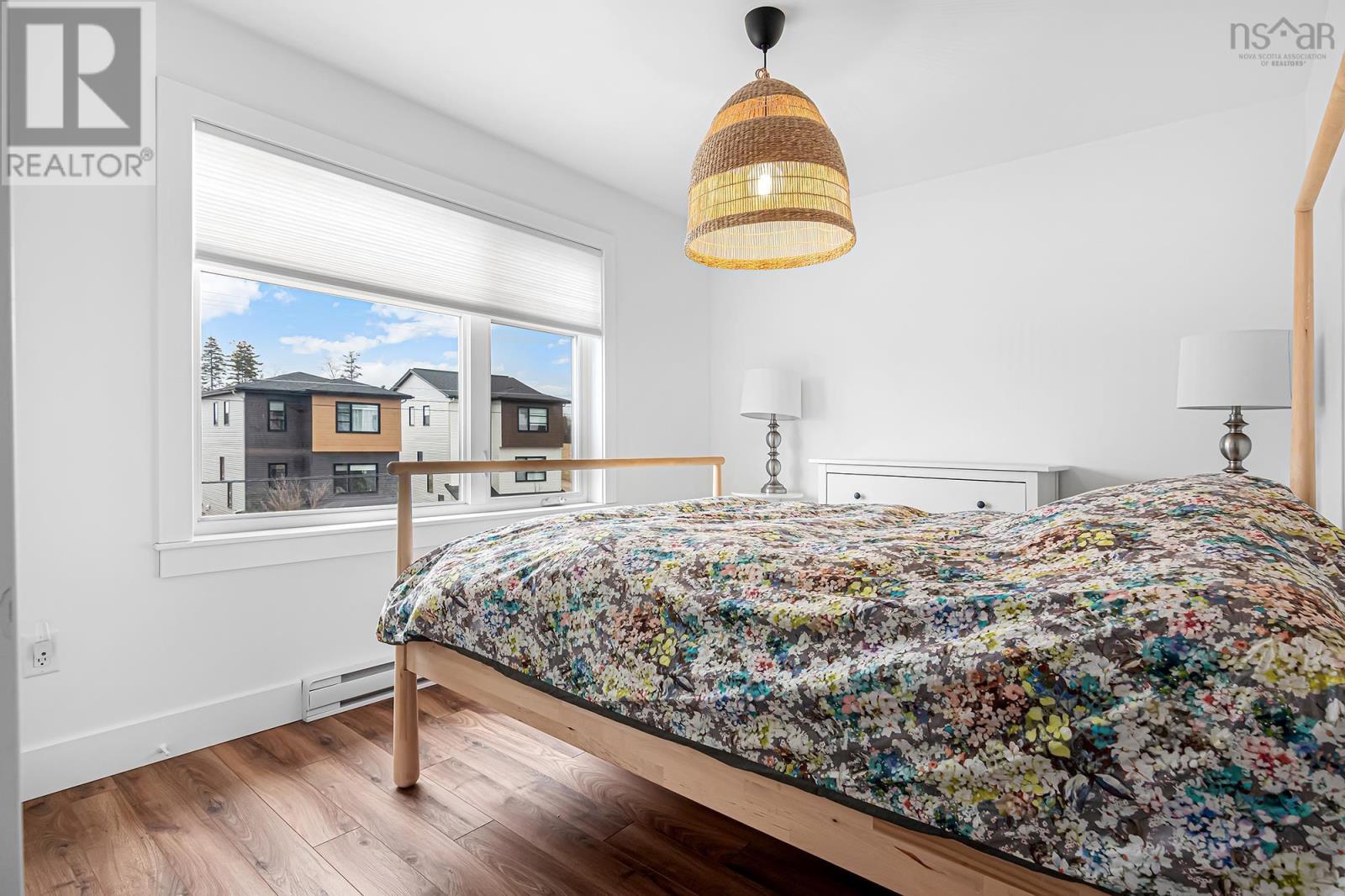 23 Amalfi Way - 24