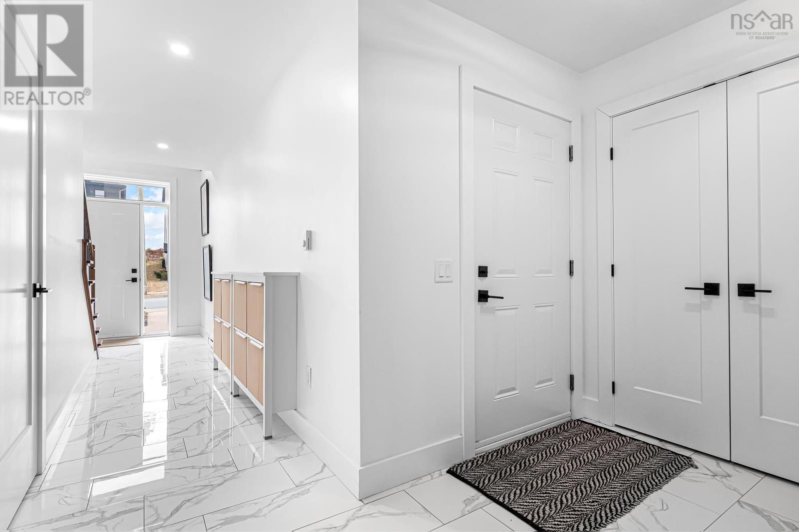 23 Amalfi Way - 28