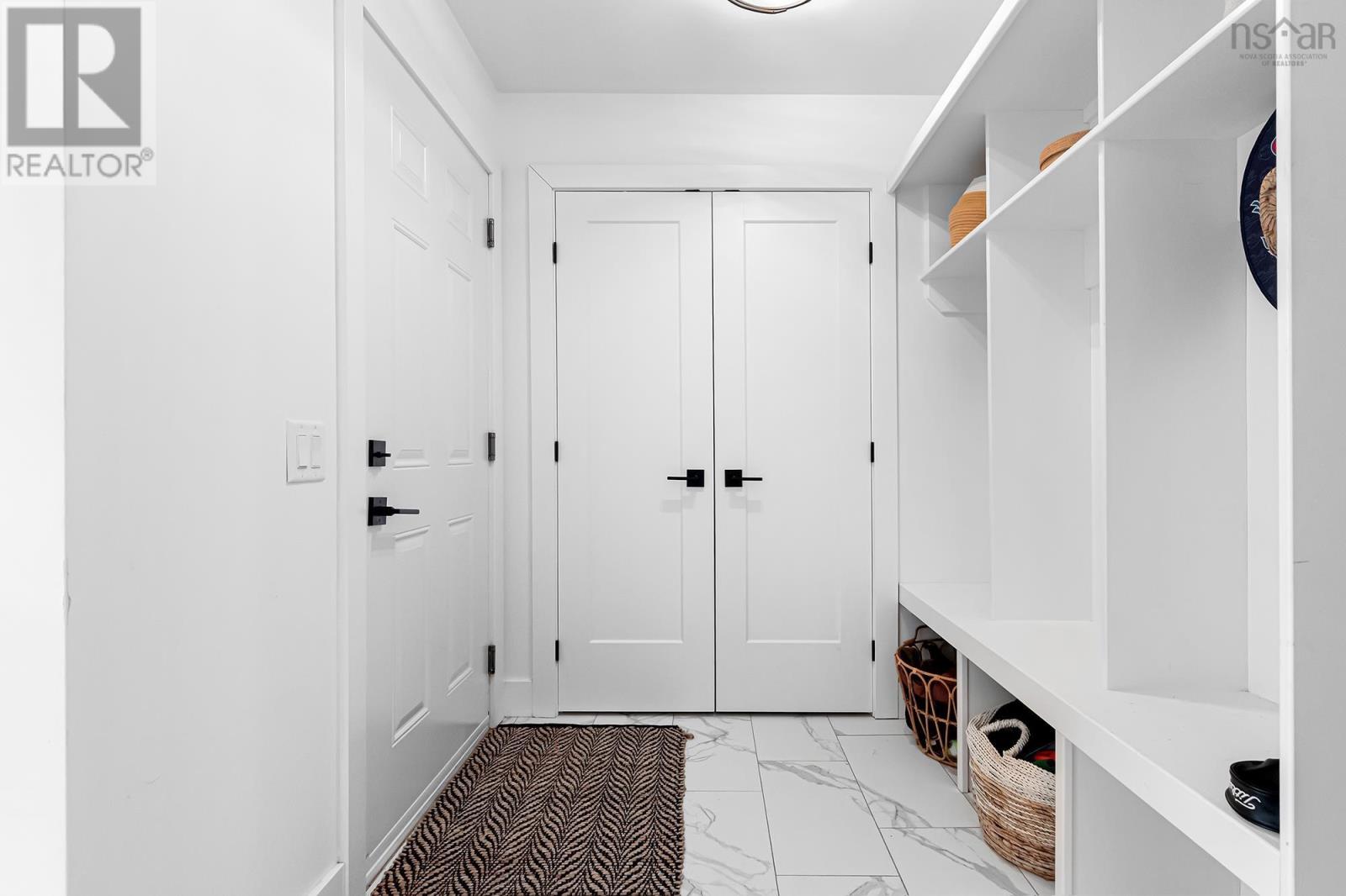 23 Amalfi Way - 27