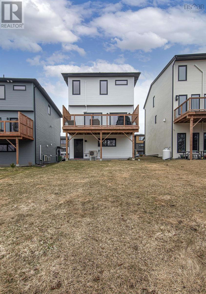23 Amalfi Way - 36